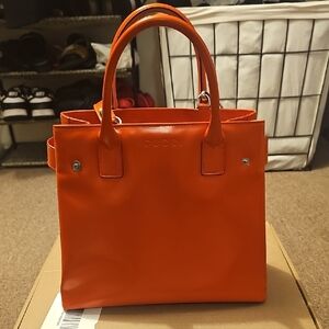 Gucci tote